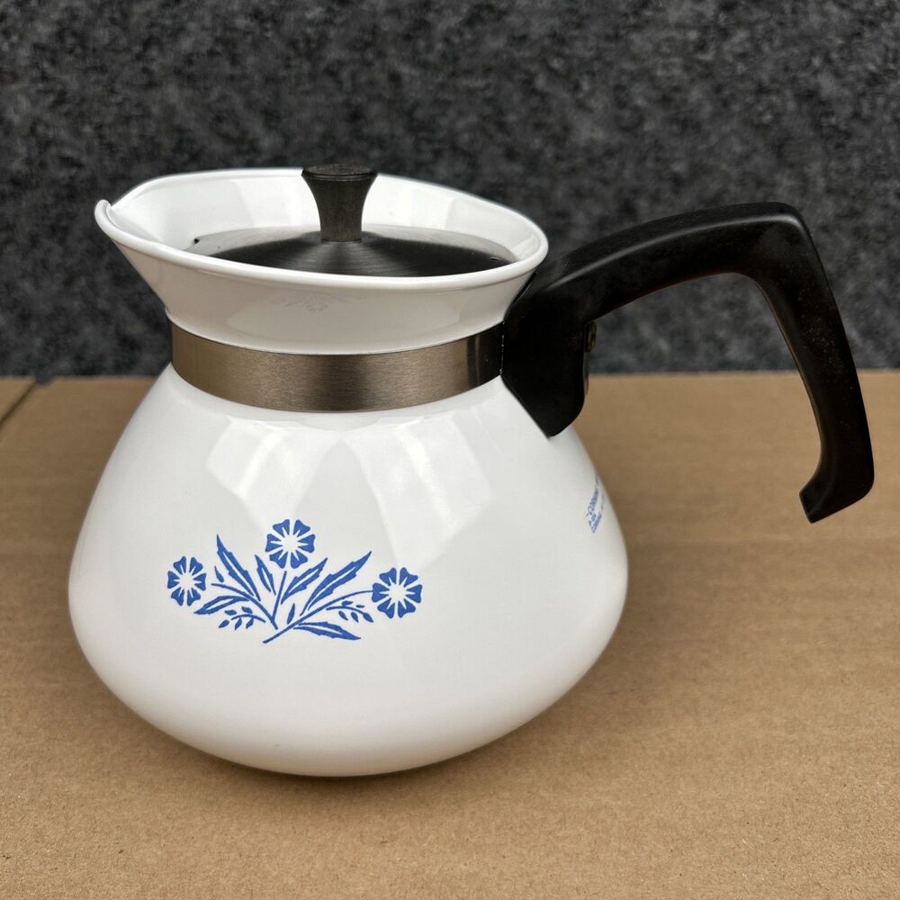 Vintage Corning Ware Blue Cornflower P 104 6 Cup Tea Pot Kettle w/Lid